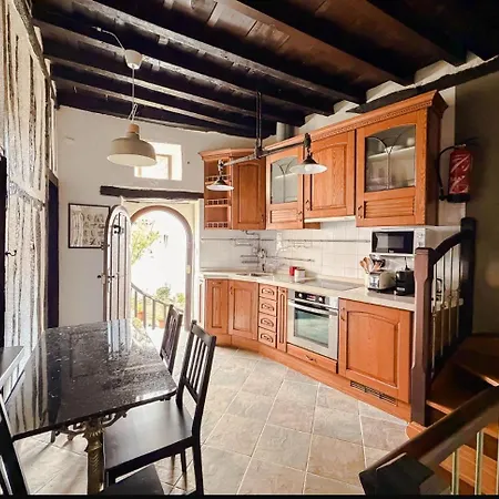 Little Tower בית נופש פוטס