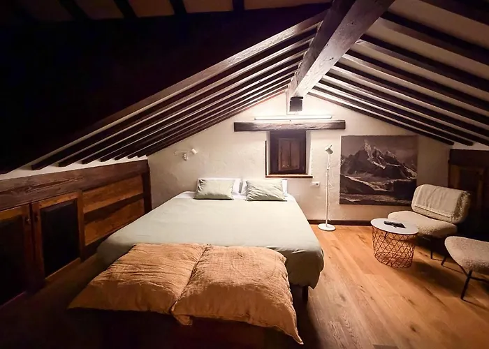 Little Tower * Potes